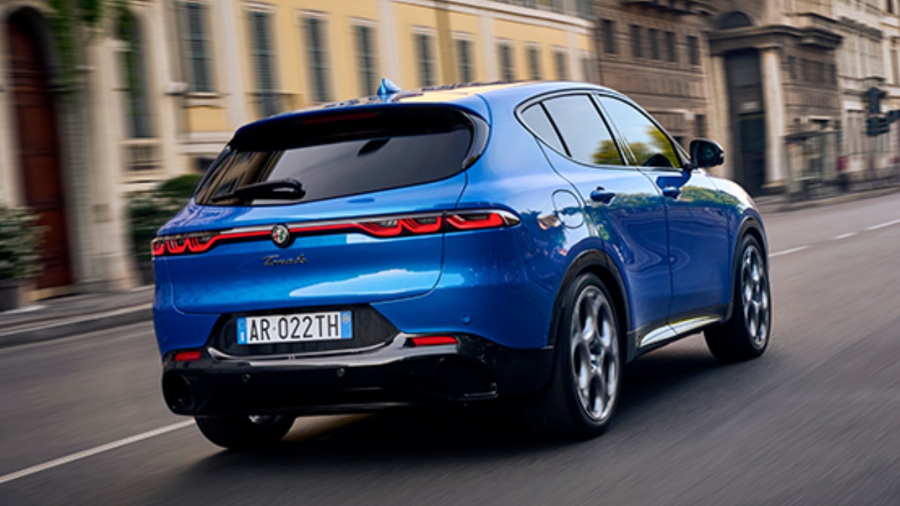 Prices and Specifications for Alfa Romeo Tonale TI 2024 in Saudi Arabia | Autopediame